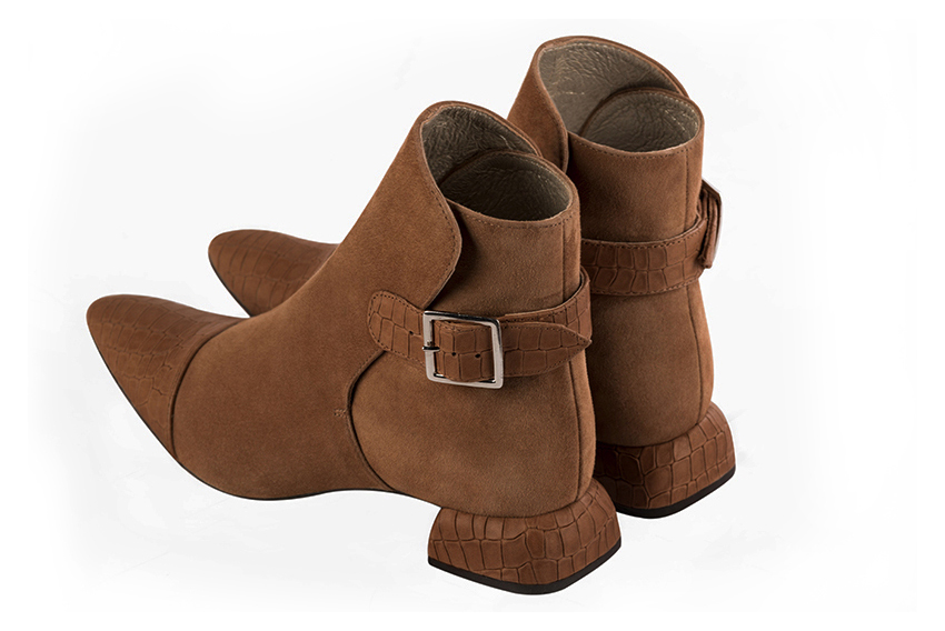 Caramel brown women's ankle boots with buckles at the back. Tapered toe. Low flare heels. Rear view - Florence KOOIJMAN